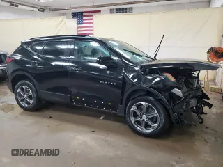 2024 Chevrolet Blazer LT z VIN 3GNKBCR44RS169056, wystawiony jako Copart lot #81803644 z przebiegiem 15 074 mil mil oraz Nie do naprawy • Non repairable. Historia ofert i sprzedaży dostępna na DreamBid. Obrazek 4.
