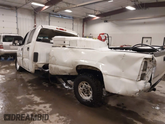 2006 Chevrolet Silverado 1500 with VIN 1GBHC23246F128626, listed as a IAAI auction lot 41574542 with Not Provided miles and . Bid and sale history available at DreamBid. Image 3.