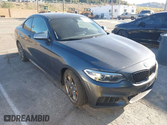 2016 BMW 2 Series M235i with VIN WBA1J7C53GV360553, listed as a IAAI auction lot 41561144 with 1 mi miles. Bid and sale history available at carsss.com. Image 1.