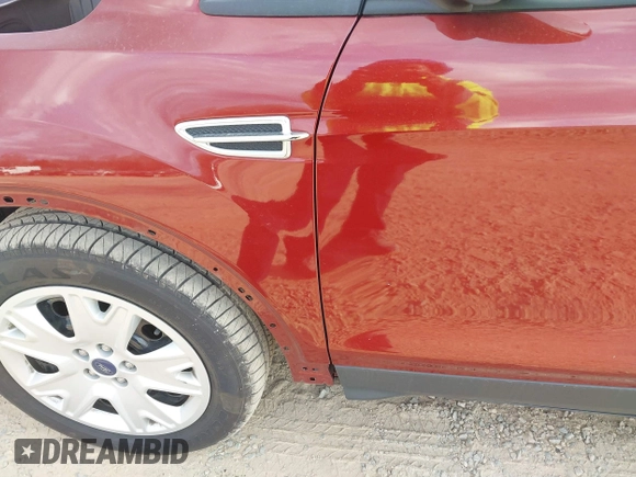 2014 Ford Escape S with VIN 1FMCU0F74EUA82817, listed as a IAAI auction lot 41710012 with 61,165 mi miles. Bid and sale history available at carsss.com. Image 16.
