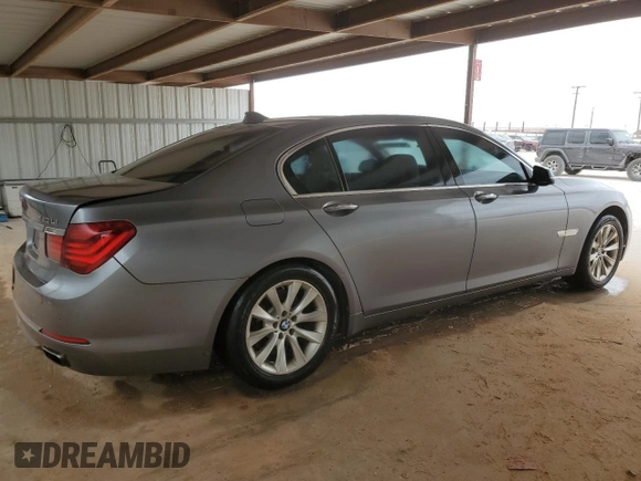 2014 BMW 7 Series 740Li with VIN WBAYE4C54ED138138, listed as a Copart auction lot 76510474 with 139,253 mi miles and Clean Title. Bid and sale history available at carsss.com. Image 3.