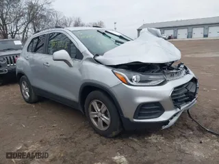 2018 Chevrolet Trax LT with VIN KL7CJLSB1JB729623, listed as a IAAI auction lot 41077328 with 89,555 mi miles. Bid and sale history available at carsss.com. Image 1.