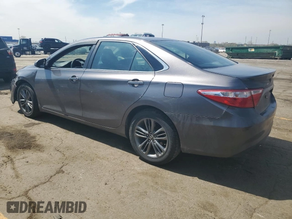 2015 Toyota Camry XLE with VIN 4T1BF1FK9FU921460, listed as a Copart auction lot 54565755 with 291,530 mi miles and Clean Title. Bid and sale history available at carsss.com. Image 2.