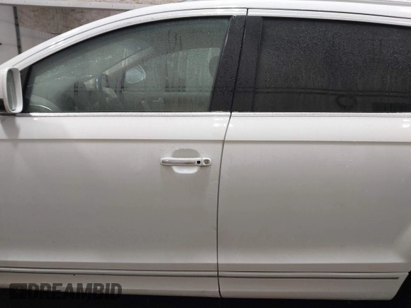 2015 Audi Q7 Premium Plus z VIN WA1LGAFE3FD010597, wystawiony jako IAAI lot #41010174 z przebiegiem 119 827 mil mil oraz . Historia ofert i sprzedaży dostępna na DreamBid. Obrazek 15.