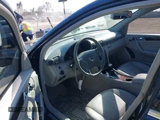 2007 Mercedes-Benz C with VIN WDBRF54J07F839688, listed as a IAAI auction lot 42157558 with 138,518 mi miles and . Bid and sale history available at DreamBid. Image 5.