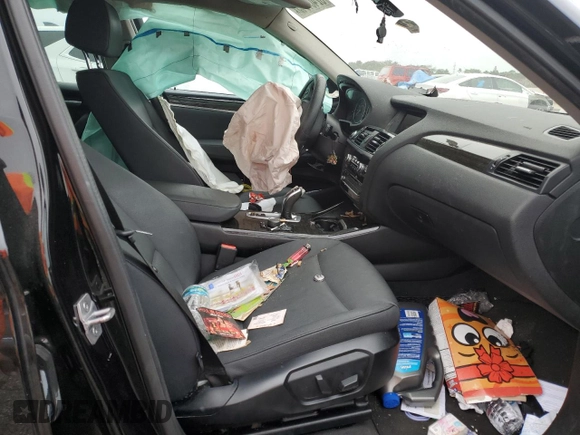 2015 BMW X4 xDrive28i with VIN 5UXXW3C51F0M88632, listed as a Copart auction lot 82401313 with 0 mi miles. Bid and sale history available at carsss.com. Image 7.