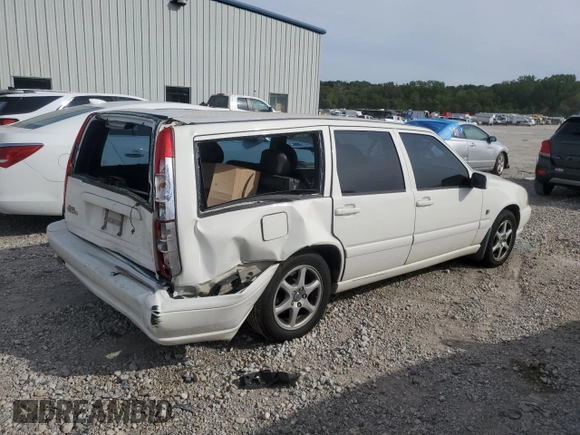 2000 Volvo V70 with VIN YV1LW61J5Y2731717, listed as a Copart auction lot 73036744 with 0 mi miles and Salvage Title. Bid and sale history available at carsss.com. Image 3.