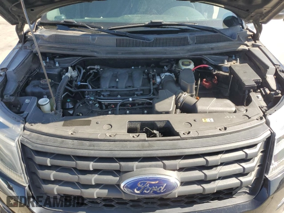 2017 Ford Police Interceptor Utility с VIN 1FM5K8AR3HGC34773, выставлен на аукционе Copart как лот 61687625 с пробегом Не указан миль и Чистый • Clean title. История ставок и продаж доступна на DreamBid. Изображение 11.