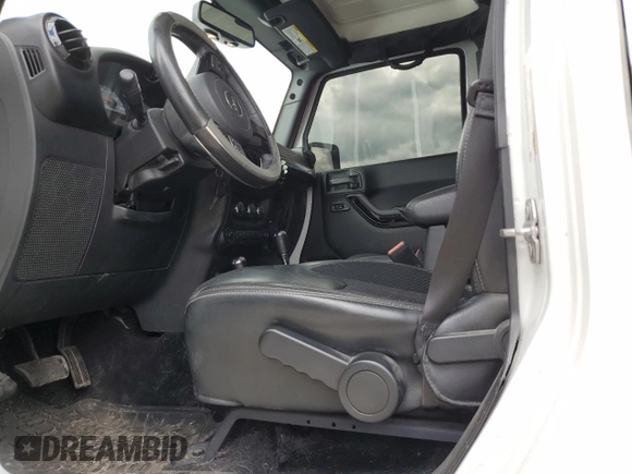 2017 Jeep Wrangler Unlimited Sahara with VIN 1C4BJWEG6HL612289, listed as a Copart auction lot 58479505 with 167,208 mi miles and Salvage title. Bid and sale history available at DreamBid. Image 7.