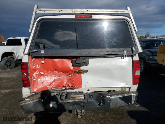2009 Chevrolet Silverado 1500 Work Truck with VIN 1GCEK19C89Z298390, listed as a Copart auction lot 76559704 with 251,859 mi miles and Salvage Title. Bid and sale history available at carsss.com. Image 6.