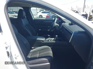 2024 Mazda CX-50 S Select with VIN 7MMVABAM6RN215530, listed as a IAAI auction lot 42250974 with 9,940 mi miles and . Bid and sale history available at DreamBid. Image 5.