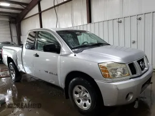 2005 Nissan Titan SE with VIN 1N6BA06B05N519961, listed as a Copart auction lot 62262905 with 117,052 mi miles and Salvage title. Bid and sale history available at DreamBid. Image 4.