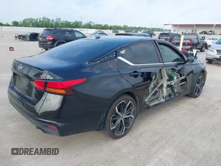 2024 Nissan Altima SR with VIN 1N4BL4CV1RN424324, listed as a IAAI auction lot 42080315 with 19,510 mi miles and . Bid and sale history available at DreamBid. Image 4.