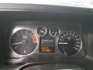 2008 Hummer H3 SUV Luxury with VIN 5GTEN43E788188656, listed as a Copart auction lot 81130024 with 224,987 mi miles and Salvage Title. Bid and sale history available at carsss.com. Image 9.