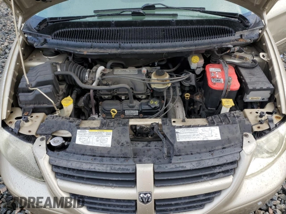 2005 Dodge Caravan SXT with VIN 2D4GP44L45R260651, listed as a Copart auction lot 55804905 with 131,795 mi miles and Salvage Title. Bid and sale history available at DreamBid. Image 12.