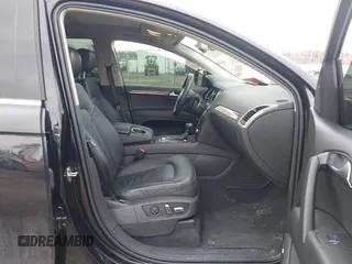 2015 Audi Q7 3.0T Premium Plus with VIN WA1LGBFE2FD006160, listed as a IAAI auction lot 41702382 with 85,706 mi miles. Bid and sale history available at carsss.com. Image 5.