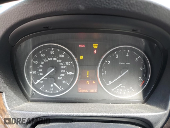 2011 BMW 3 Series 328i xDrive z VIN WBAPK5G57BNN80308, wystawiony jako Copart lot #56740035 z przebiegiem 86 056 mil mil oraz Szkody całkowita. Historia ofert i sprzedaży dostępna na DreamBid. Obrazek 9.