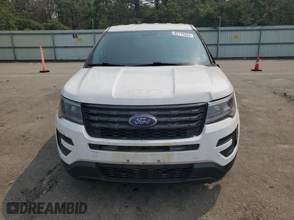 2017 Ford Police Interceptor Utility с VIN 1FM5K8AR5HGD59290, выставлен на аукционе Copart как лот 67779324 с пробегом 116 769 миль миль и На запчасти • Non repairable. История ставок и продаж доступна на DreamBid. Изображение 5.