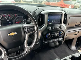 2019 Chevrolet Silverado 1500 LT with VIN 3GCUYDED2KG258404, listed as a Copart auction lot 54062065 with 134,667 mi miles and Clean Title. Bid and sale history available at DreamBid. Image 9.