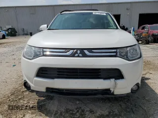 2014 Mitsubishi Outlander SE with VIN JA4AD3A32EZ015938, listed as a Copart auction lot 59175025 with 178,237 mi miles and Salvage title. Bid and sale history available at DreamBid. Image 5.