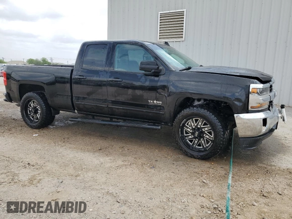 2018 Chevrolet Silverado 1500 LT with VIN 1GCRCREC7JZ353984, listed as a Copart auction lot 50528425 with 85,306 mi miles and Clean Title. Bid and sale history available at DreamBid. Image 4.
