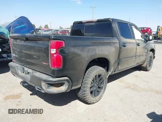 2022 Chevrolet Silverado 1500 RST with VIN 3GCUDEET8NG690038, listed as a IAAI auction lot 41825884 with 53,582 mi miles and . Bid and sale history available at DreamBid. Image 4.