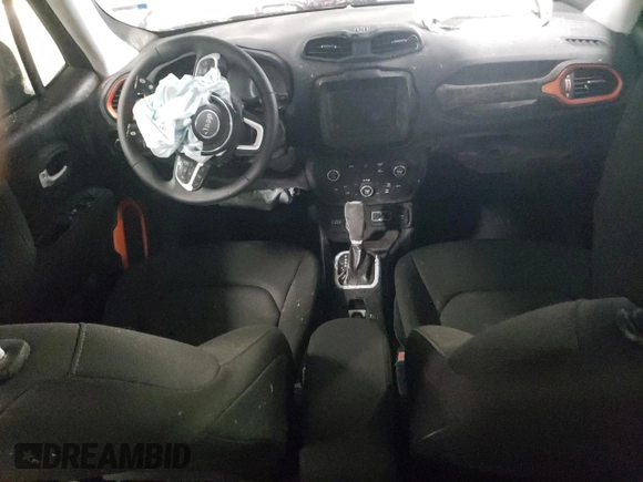 2021 Jeep Renegade Upland z VIN ZACNJDAB5MPM69768, wystawiony jako Copart lot #45790565 z przebiegiem Nie podano mil oraz Szkoda całkowita • Salvage title. Historia ofert i sprzedaży dostępna na DreamBid. Obrazek 8.