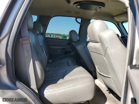 2004 Chevrolet Tahoe LT with VIN 1GNEC13Z84R187526, listed as a Copart auction lot 46661845 with 319,306 mi miles and Salvage Title. Bid and sale history available at carsss.com. Image 11.