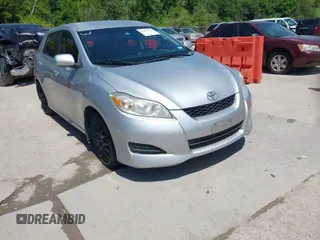 2009 Toyota Matrix with VIN 2T1KU40E59C016424, listed as a IAAI auction lot 42007321 with 188,157 mi miles. Bid and sale history available at carsss.com. Image 1.