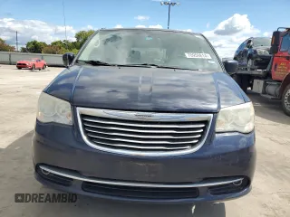 2014 Chrysler Town & Country Touring with VIN 2C4RC1BG8ER383701, listed as a Copart auction lot 70959814 with 157,180 mi miles and Salvage Title. Bid and sale history available at DreamBid. Image 5.