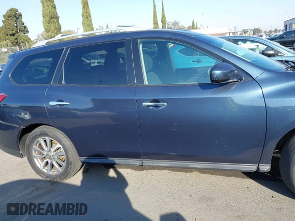 2015 Nissan Pathfinder SV z VIN 5N1AR2MN6FC678167, wystawiony jako IAAI lot #41296424 z przebiegiem 78 796 mil mil oraz . Historia ofert i sprzedaży dostępna na DreamBid. Obrazek 14.