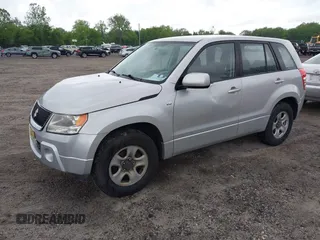2008 Suzuki Grand Vitara z VIN JS3TE941784102472, wystawiony jako IAAI lot #42311760 z przebiegiem 211 385 mil mil oraz . Historia ofert i sprzedaży dostępna na DreamBid. Obrazek 2.