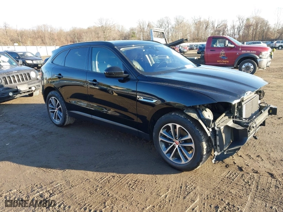 2018 Jaguar F-PACE 25t Premium with VIN SADCJ2FX1JA279629, listed as a IAAI auction lot 41195399 with 74,982 mi miles. Bid and sale history available at carsss.com. Image 1.