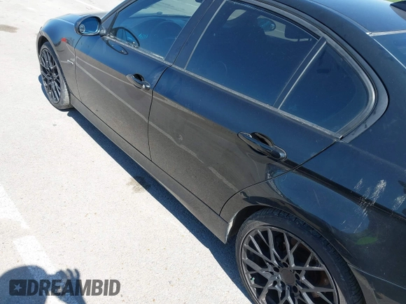 2007 BMW 3 Series 328xi с VIN WBAVC93567K032567, выставлен на аукционе IAAI как лот 42335514 с пробегом Не указан миль и . История ставок и продаж доступна на DreamBid. Изображение 12.