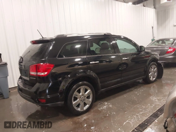 2014 Dodge Journey Limited with VIN 3C4PDDDG7ET154300, listed as a IAAI auction lot 41640132 with 175,276 mi miles and . Bid and sale history available at DreamBid. Image 4.
