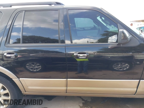 2012 Ford Expedition XLT with VIN 1FMJU1J56CEF01812, listed as a IAAI auction lot 42506606 with 243,650 mi miles and . Bid and sale history available at DreamBid. Image 14.