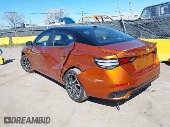 2025 Nissan Sentra SR with VIN 3N1AB8DV0SY261305, listed as a IAAI auction lot 41867301 with 2,852 mi miles and . Bid and sale history available at DreamBid. Image 3.