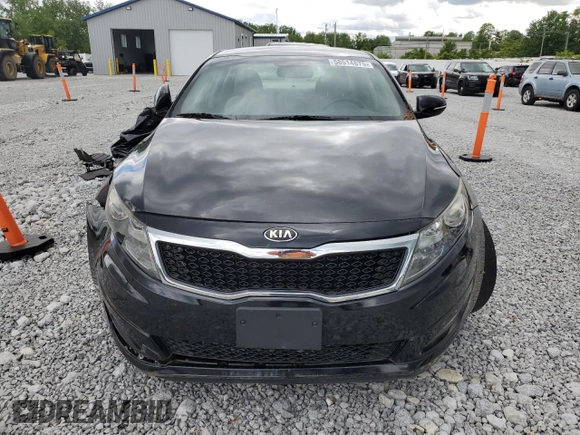 2013 Kia Optima LX z VIN 5XXGM4A73DG253615, wystawiony jako Copart lot #58514875 z przebiegiem Nie podano mil oraz Tytuł czysty. Historia ofert i sprzedaży dostępna na DreamBid. Obrazek 5.