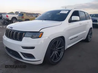 2018 Jeep Grand Cherokee Overland z VIN 1C4RJFCG7JC158464, wystawiony jako IAAI lot #42056386 z przebiegiem 94 608 mil mil oraz . Historia ofert i sprzedaży dostępna na DreamBid. Obrazek 19.