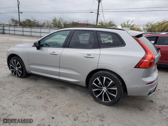 2024 Volvo XC60 Plus Dark Theme with VIN YV4L12RL4R1889456, listed as a Copart auction lot 81356774 with 10,105 mi miles and Clean Title. Bid and sale history available at carsss.com. Image 2.