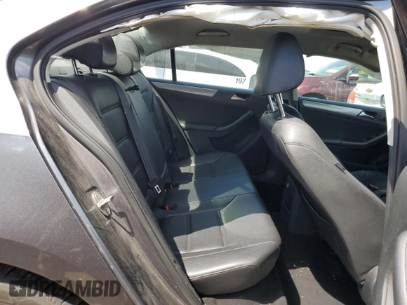 2015 Volkswagen Jetta SE with VIN 3VWD07AJ6FM334943, listed as a Copart auction lot 63704095 with 151,639 mi miles and Clean title. Bid and sale history available at DreamBid. Image 10.