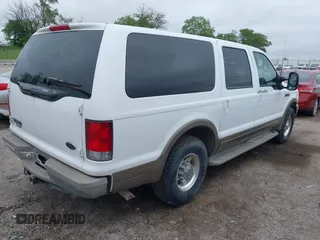 2000 Ford Excursion Limited z VIN 1FMNU42S6YEC01279, wystawiony jako IAAI lot #42320864 z przebiegiem 118 764 mil mil oraz . Historia ofert i sprzedaży dostępna na DreamBid. Obrazek 4.