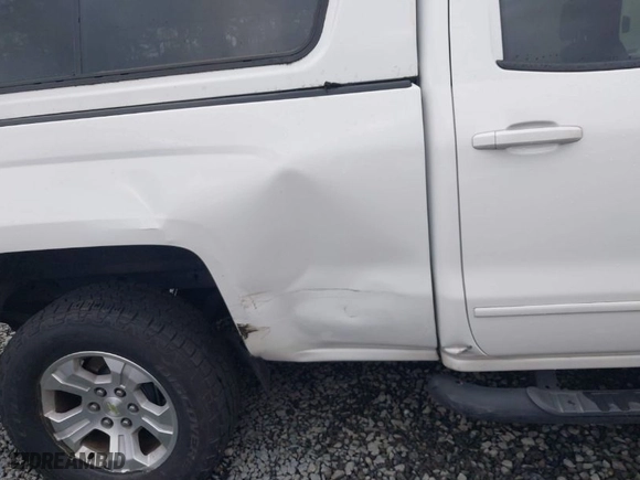 2015 Chevrolet Silverado 1500 LT with VIN 1GCUKREC7FF204237, listed as a IAAI auction lot 41903317 with 118,992 mi miles. Bid and sale history available at carsss.com. Image 6.