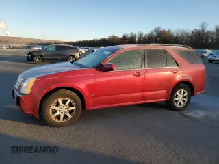 2008 Cadillac SRX RWD z VIN 1GYEE637580189611, wystawiony jako Copart lot #85911134 z przebiegiem 63 825 mil mil oraz Czysty tytuł • Clean title. Historia ofert i sprzedaży dostępna na DreamBid. Obrazek 1.