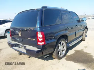 2004 Cadillac Escalade with VIN 1GYEC63T54R226911, listed as a IAAI auction lot 41508878 with 280,150 mi miles and . Bid and sale history available at DreamBid. Image 4.