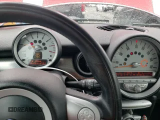 2008 MINI Hardtop S z VIN WMWMF73568TT92876, wystawiony jako Copart lot #59484895 z przebiegiem 86 490 mil mil oraz Czysty tytuł • Clean title. Historia ofert i sprzedaży dostępna na DreamBid. Obrazek 9.