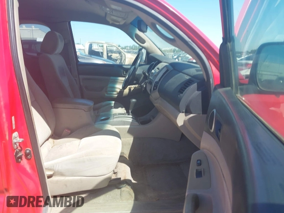 2007 Toyota Tacoma PreRunner with VIN 5TETU62N57Z327954, listed as a IAAI auction lot 41974940 with 290,965 mi miles. Bid and sale history available at carsss.com. Image 5.