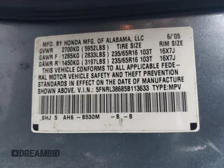 2005 Honda Odyssey EX-L with VIN 5FNRL38685B113633, listed as a IAAI auction lot 42035706 with 320,335 mi miles. Bid and sale history available at carsss.com. Image 9.