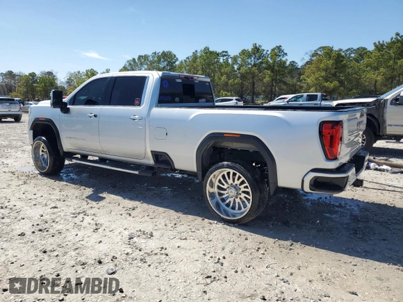 2020 GMC Sierra 3500HD Denali z VIN 1GT49WEY4LF182084, wystawiony jako Copart lot #47125665 z przebiegiem 79 045 mil mil oraz Tytuł czysty. Historia ofert i sprzedaży dostępna na DreamBid. Obrazek 2.