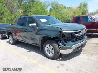 2025 Chevrolet Silverado 1500 LT with VIN 1GCUKDED2SZ161690, listed as a IAAI auction lot 42067327 with 9,920 mi miles. Bid and sale history available at carsss.com. Image 1.